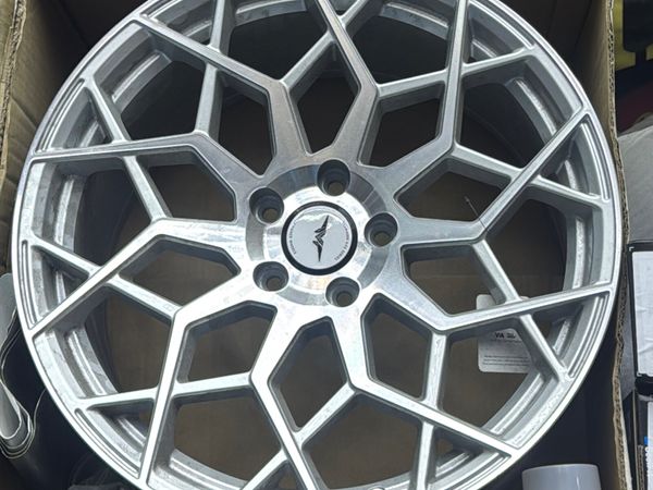 19” veemann alloy and tyres 5x112 - Main image