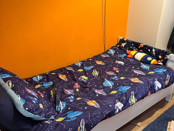 Bed - Main image