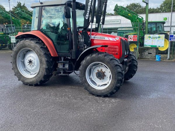 Massey Ferguson 5460 C/W Quicke 720 Loader - Main image