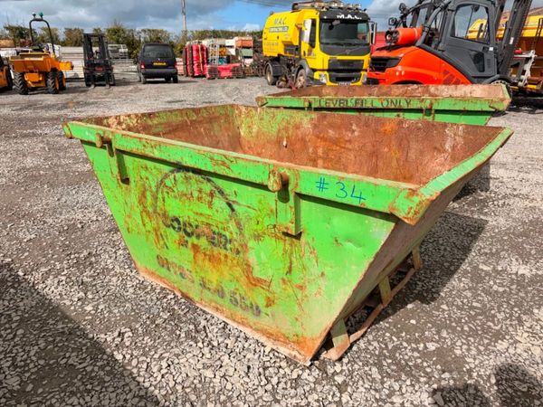 2 yard yrd chain lift builders rubbish rubble skip - Main image