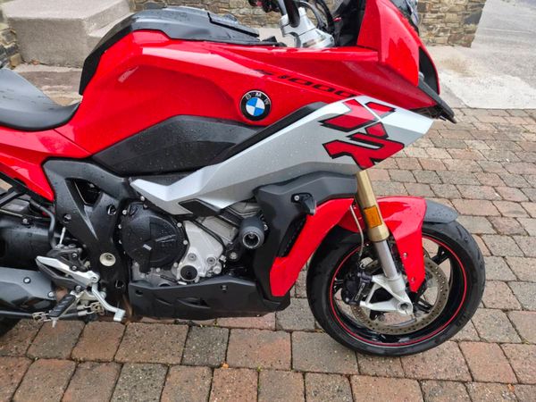 2020 BMW S1000XR - Main image