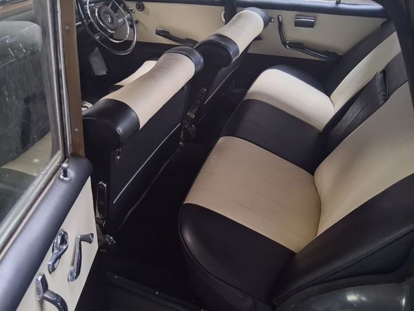 AUTO UPHOLSTERY SERVICES - Main image