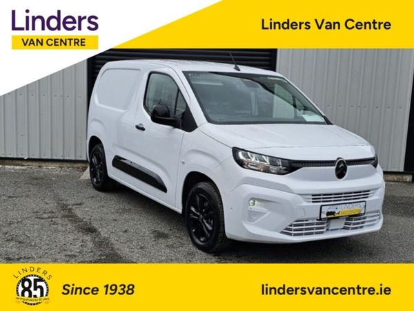 Citroen Berlingo AUTOMATIC - HUGE SPEC - Main image