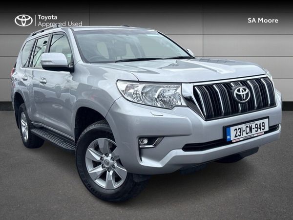 Toyota Land Cruiser 5 SEAT - BUSINESS - Main image