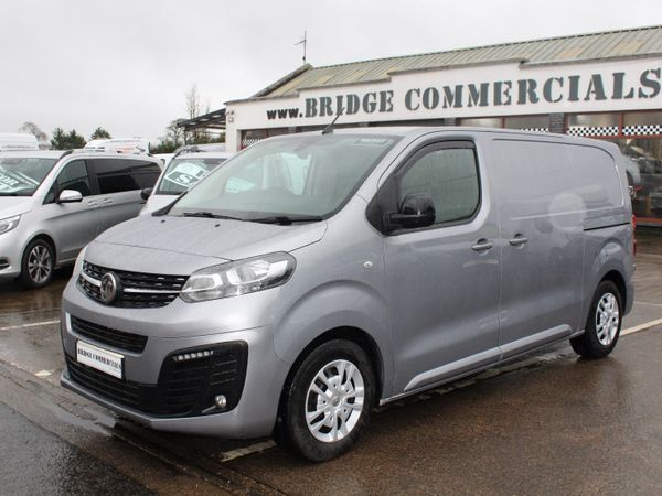 2022 Vauxhall Vivaro 2900 L1H1 Sportive - Main image