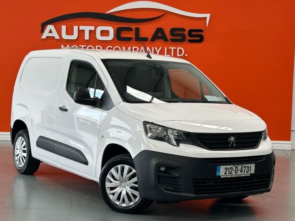 Peugeot Partner Professional Plus 1.5 Blue HDI - Main image