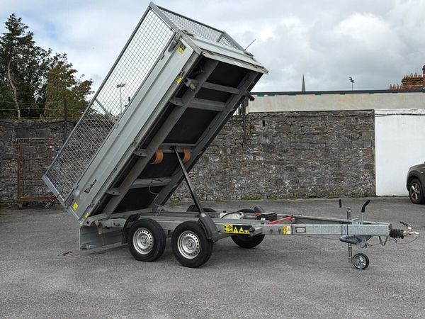 Debon 10 ft x6 ft electric tipper: 3 way tipper - Main image