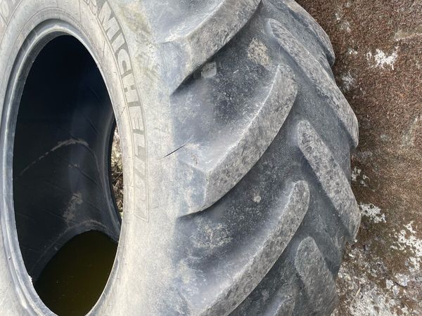 Tyres - Main image
