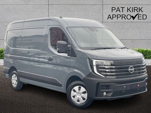 Nissan Interstar 2.0 dci 150ps H2 Tekna Van - Main image