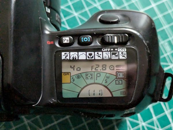 🎞️ Nikon F70 - Main image