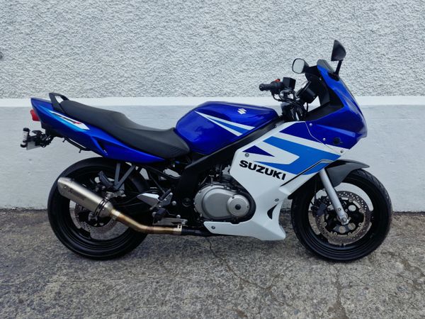 Suzuki GS 500 @ Doyles Athlone - Main image