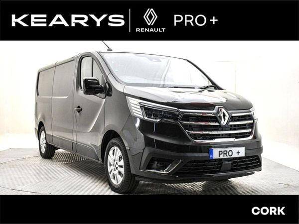 Renault Trafic LL30 Blue dCi 170 Auto EDC Sport Pa - Main image