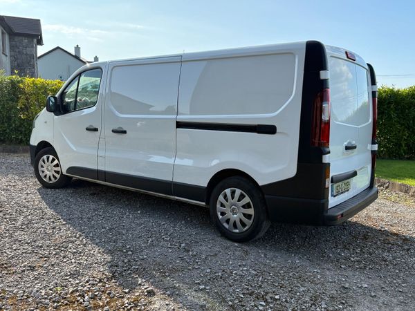 2019 Renault Trafic LL29 (LWB) Business Energy DCI - Main image