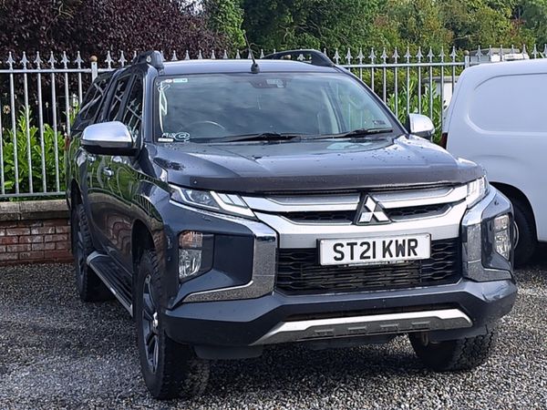 Mitsubishi L200 Warrior Model Crewcab with Truckma - Main image