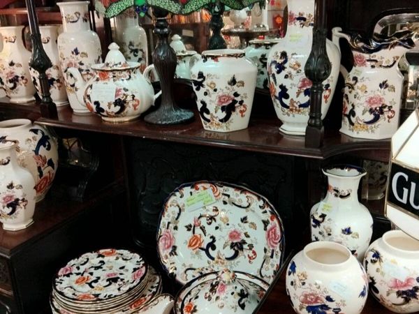 Antiques - Main image