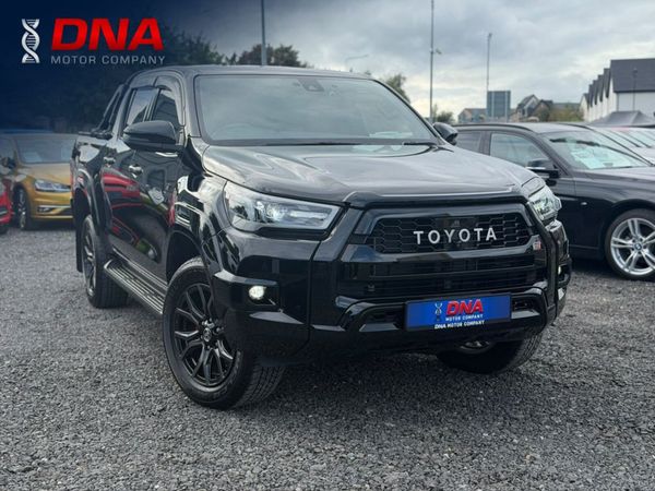 Toyota Hilux GR SPORT - CREW CAB - ONLY 18K KMS - Main image