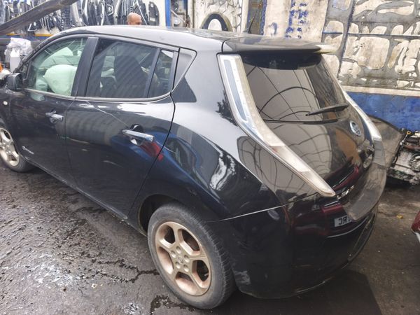 2016 NISSAN LEAF  EV SV FOR BREAKING! - Main image