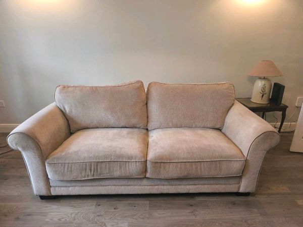 Couch-Beige 3seater ****FREE**** - Main image