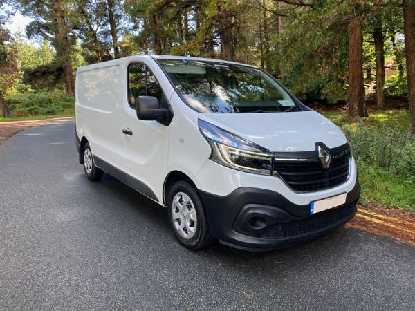 Renault Trafic - SL28 DCI 120 - Main image