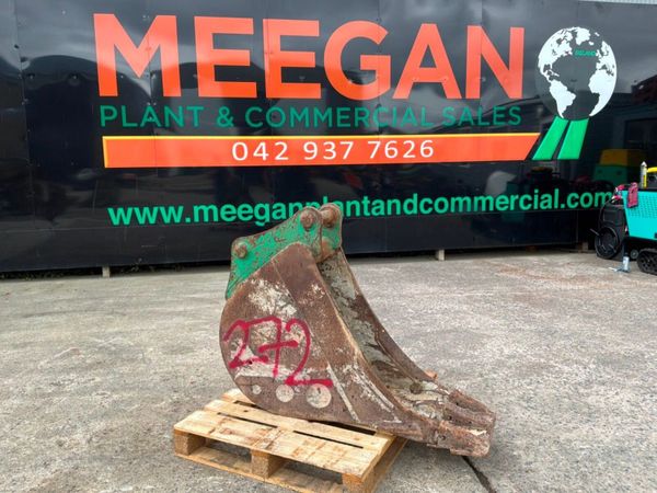 18" gummy digging bucket.......65mm pins........27 - Main image