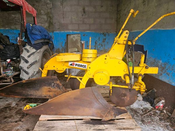 Rare Pierce competition plough - Main image