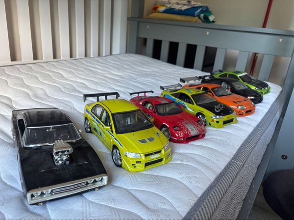 1:18 Scale model cars for sale - Main image