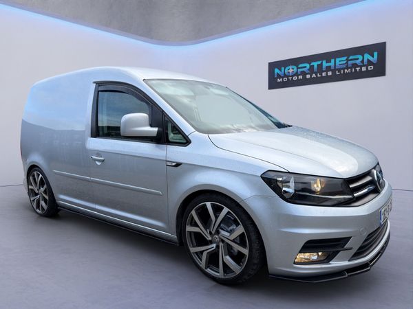 2018 Volkswagen Caddy Highline - Main image
