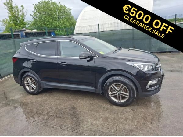 2018 Hyundai Santa Fe  7 seater very Light Damage - Main image