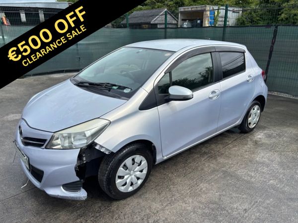 2012 Toyota Vitz Automatic 82km - Main image