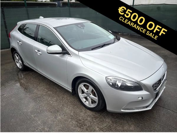2016 Volvo V40 D2 2.0 Diesel Automatic - Main image