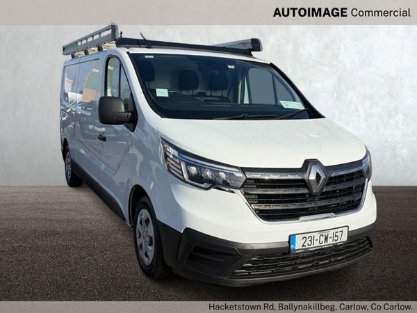 Renault Trafic LWB 2.0LITRE DIESEL - Main image