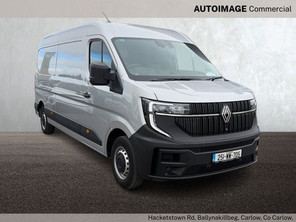 Renault Master 170BHP LWB START - Main image