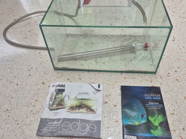 Fluval Edge 23L Glass Aquarium and Kit - Main image