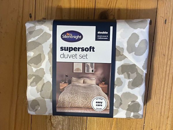 Selection of BRAND NEW Double Duvet Cover Bed Sets - Main image