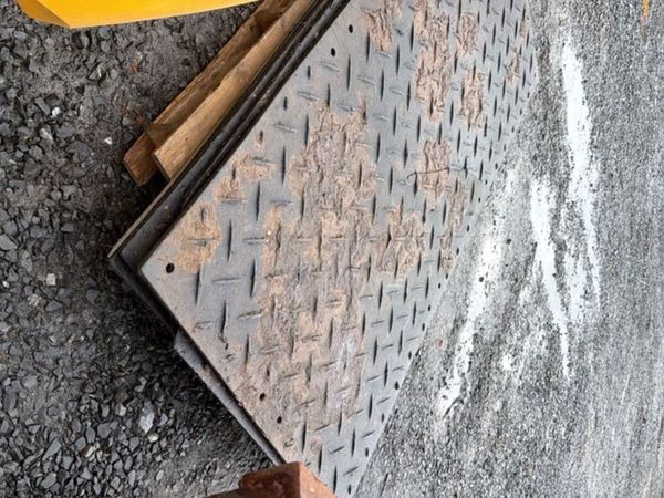 8 x 4 ground protection plastic mats . 4 of only - Main image