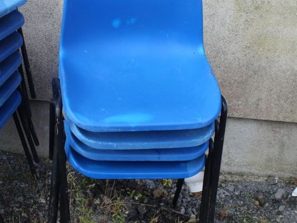 Stackable plastic chairs - blue and orange - Main image