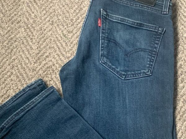 Men’s Levi jeans - Main image