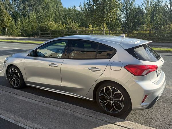 Ford Focus - Main image
