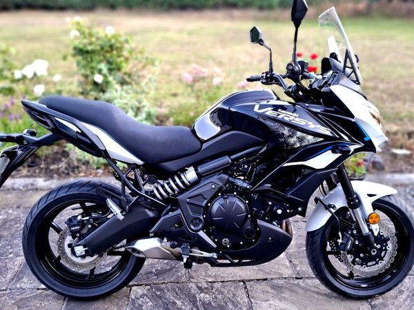 KAWASAKI VERSYS 650 2022 MINT CONDITION - Main image