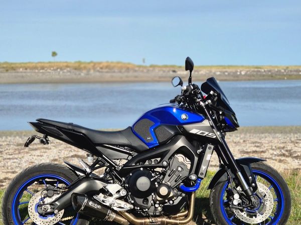 Yamaha mt09 - Main image