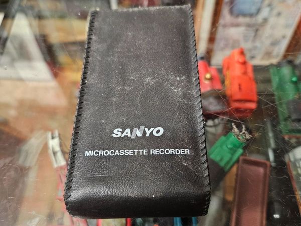 Vintage Sanyo Dictaphone - Main image