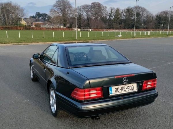 Mercedes SL 320 - Main image