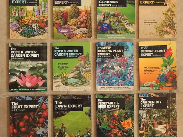 Collection of 12 Gardening Books by Dr DG Hessayon - Main image