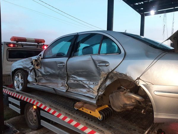 Panel beater Body shop repair - Main image