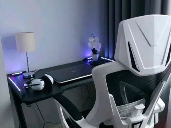 GAMING DESK & ERGONOMIC OFFICE CHAIR SET - Main image