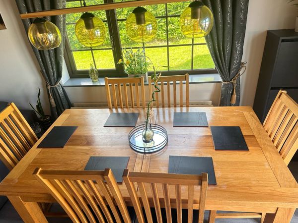 Oak wood Dining Table - Main image