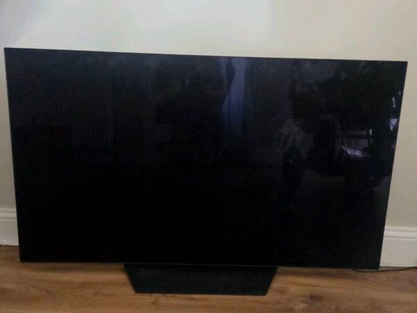 55 Inch Oled TV needs repaired - Main image
