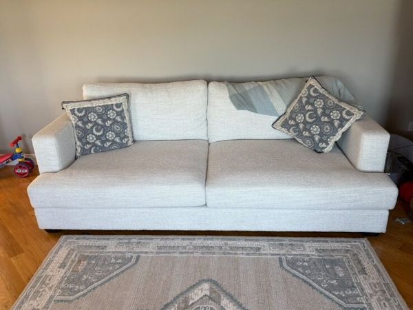 Couch- four seater - Main image