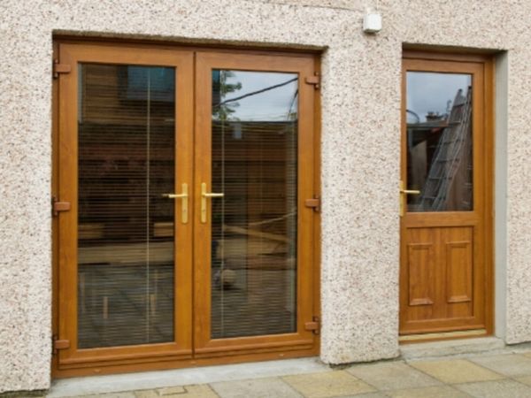 ✅ HIGH QUALITY BROWN DOORS AVAILABLE ✅ - Main image