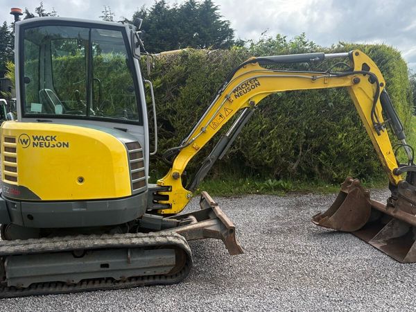 2019 Wacker neusan 2.7 ton digger - Main image